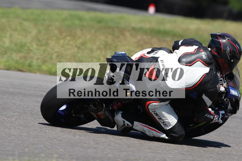 /Archiv-2022/35 05.07.2022 Speer Racing ADR/Gruppe rot/backside